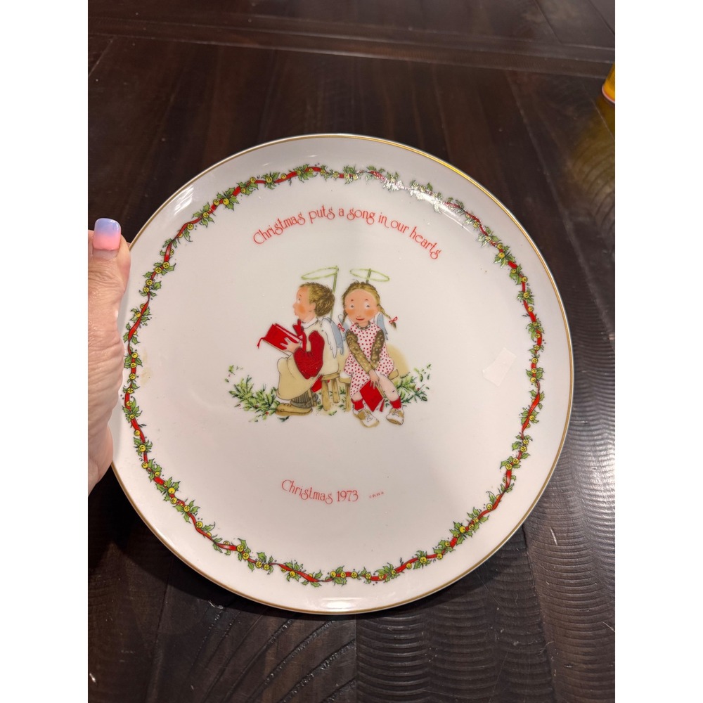 Vintage Holly Hobbie Christmas 1973 Collector Plate Classics Edition Porcelain